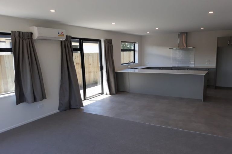 Photo of property in 6 Romney Drive, Belfast, Christchurch, 8051