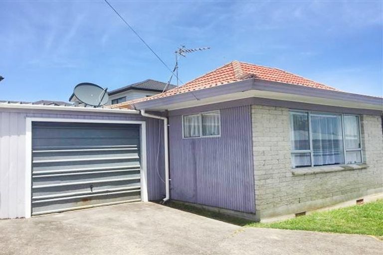 Photo of property in 3/32 Hayward Road, Papatoetoe, Auckland, 2025