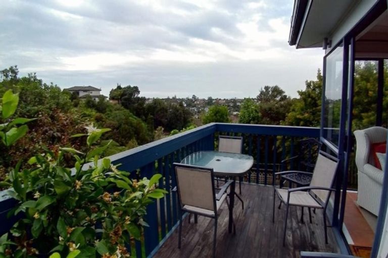 Photo of property in 17 Coventry Way, Long Bay, Auckland, 0630
