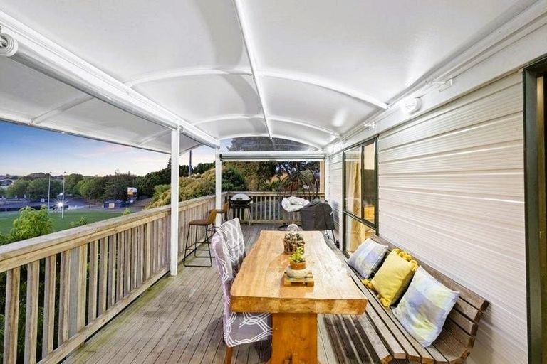Photo of property in 8a Prospect Terrace, Pukekohe, 2120
