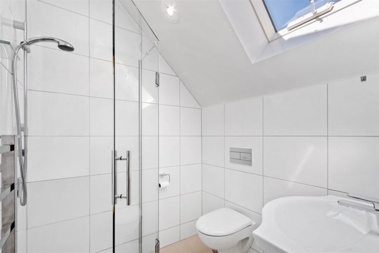 Photo of property in 8/32 Cranmer Square, Christchurch Central, Christchurch, 8013