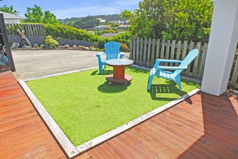 Photo of property in 42a Signal Street, Foxton Beach, Foxton, 4815