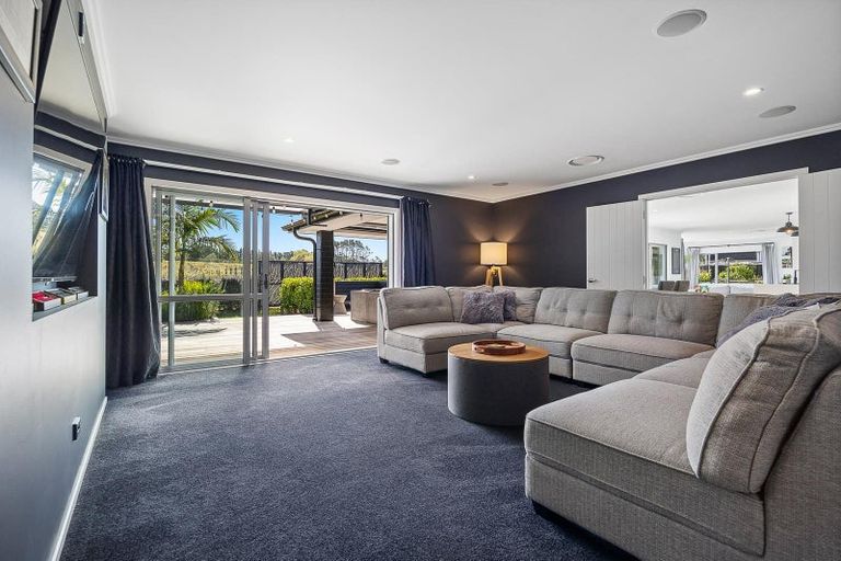 Photo of property in 583 State Highway 16, Kumeu, 0891