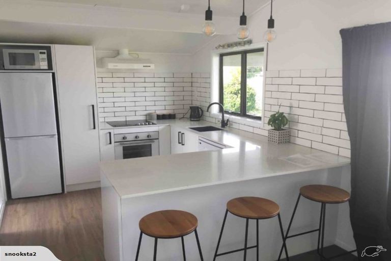 Photo of property in 11 Browning Crescent, Owhata, Rotorua, 3010