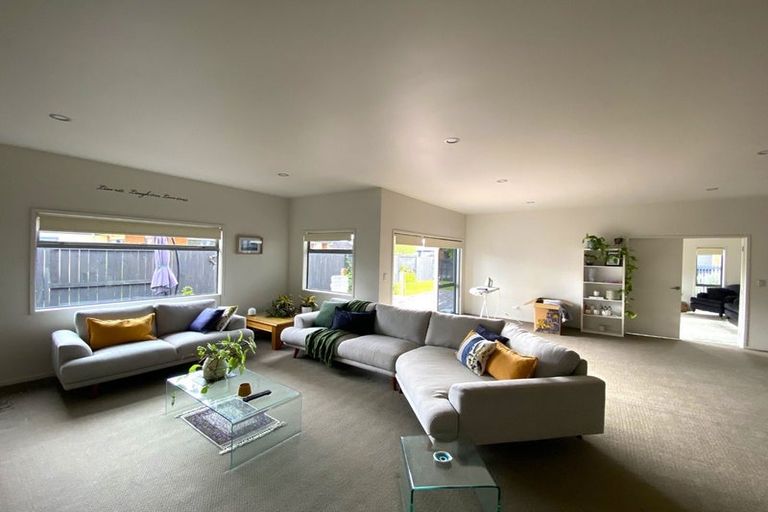 Photo of property in 24 Malbec Place, Rototuna, Hamilton, 3210