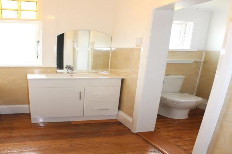 Photo of property in 67 Belt Street, Waimate, 7924