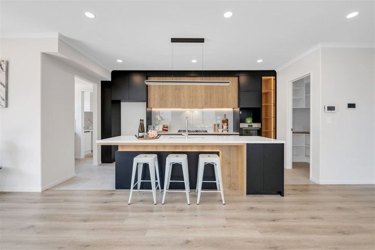 Photo of property in 14 Koromeke Street, Flat Bush, Auckland, 2019
