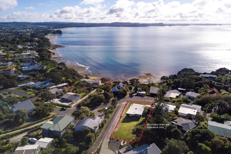 Photo of property in 46 Duncansby Road, Stanmore Bay, Whangaparaoa, 0932