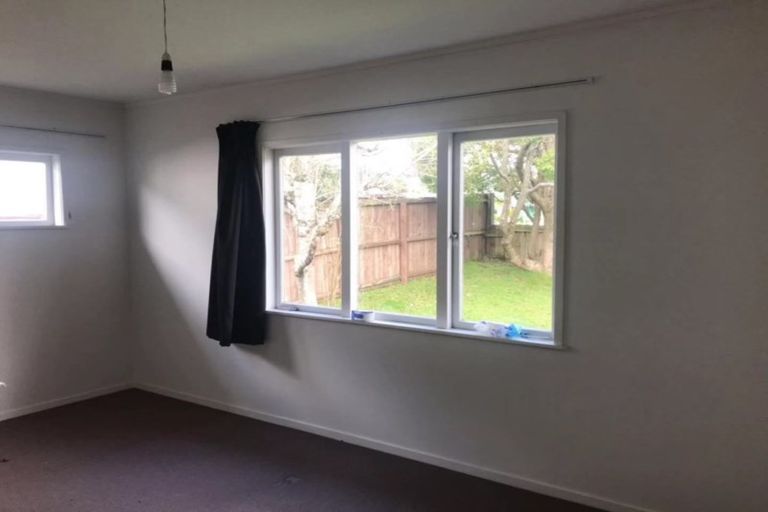 Photo of property in 69 Rosedale Road, Pinehill, Auckland, 0632