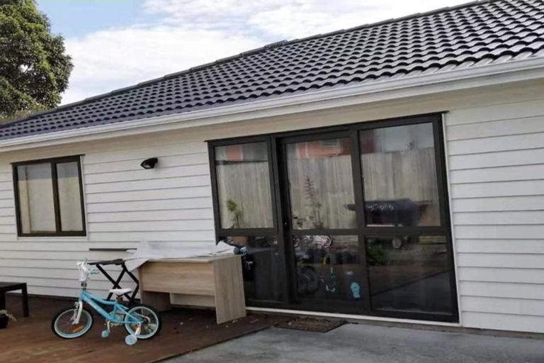 Photo of property in 5 Wilbur Place, Pakuranga Heights, Auckland, 2010