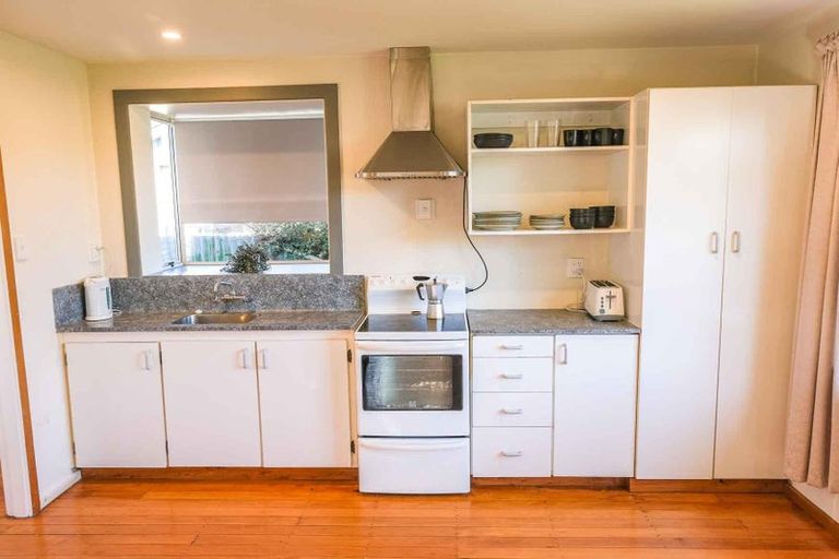 Photo of property in 15 Palmers Road, New Brighton, Christchurch, 8083