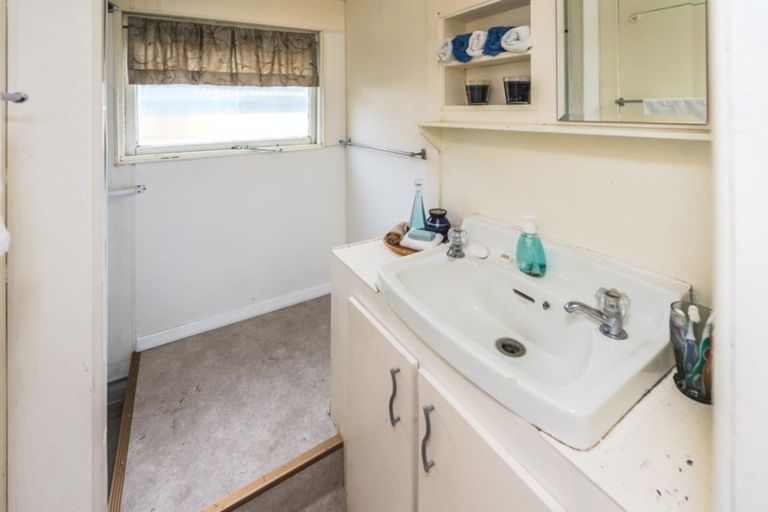 Photo of property in 6 Seafront Road, Castlecliff, Whanganui, 4501