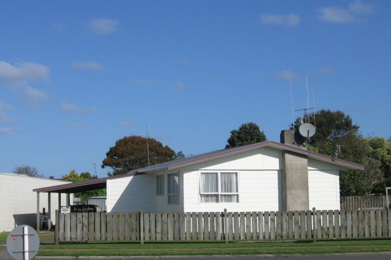 Photo of property in 10 Girven Road, Mount Maunganui, 3116
