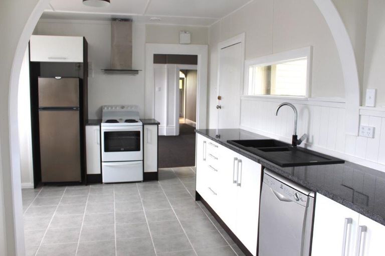 Photo of property in 67 Belt Street, Waimate, 7924