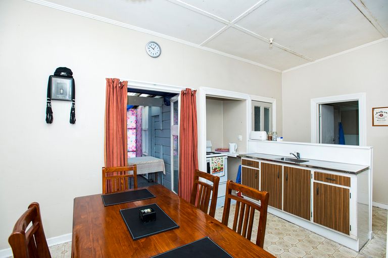 Photo of property in 22 Endcliffe Road, Kaiti, Gisborne, 4010