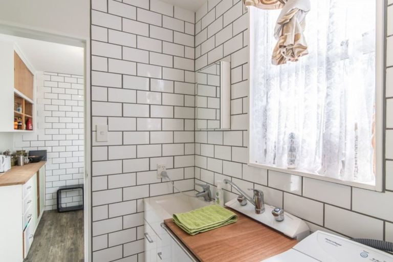 Photo of property in 15/76 Freyberg Street, Lyall Bay, Wellington, 6022