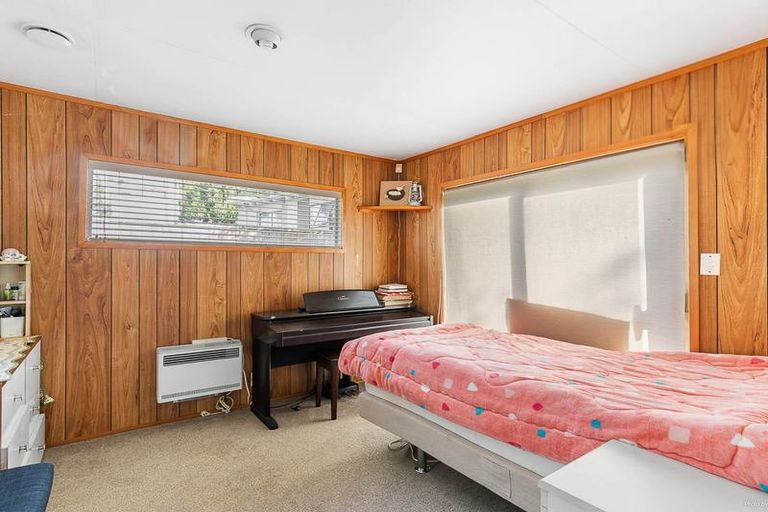 Photo of property in 84 Langana Avenue, Browns Bay, Auckland, 0630