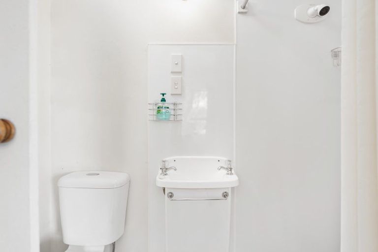 Photo of property in 62 Atkins Road, Portland, Whangarei, 0178