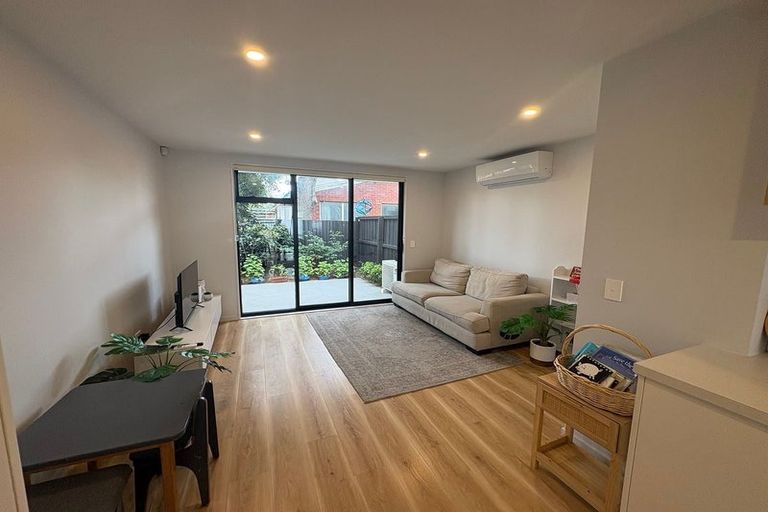 Photo of property in 5/10 New Brighton Road, Shirley, Christchurch, 8061