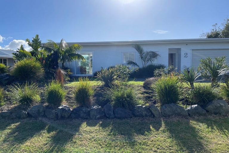 Photo of property in 2 Taimoana Close, Mangawhai Heads, Mangawhai, 0505