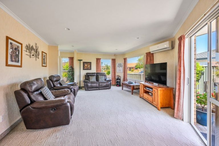 Photo of property in 26 Kensington Drive, Taradale, Napier, 4112
