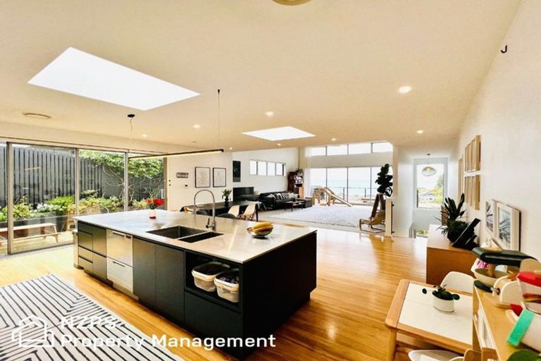 Photo of property in 34 Seaview Terrace, Kew, Dunedin, 9012