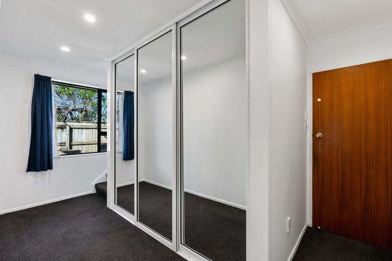 Photo of property in 10 Dillon Drive, Bell Block, New Plymouth, 4312