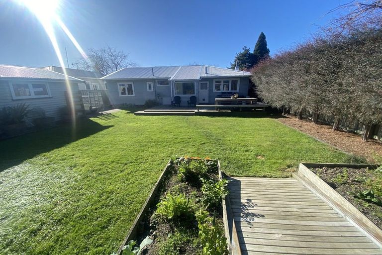 Photo of property in 207 Tudor Avenue, Mayfair, Hastings, 4122