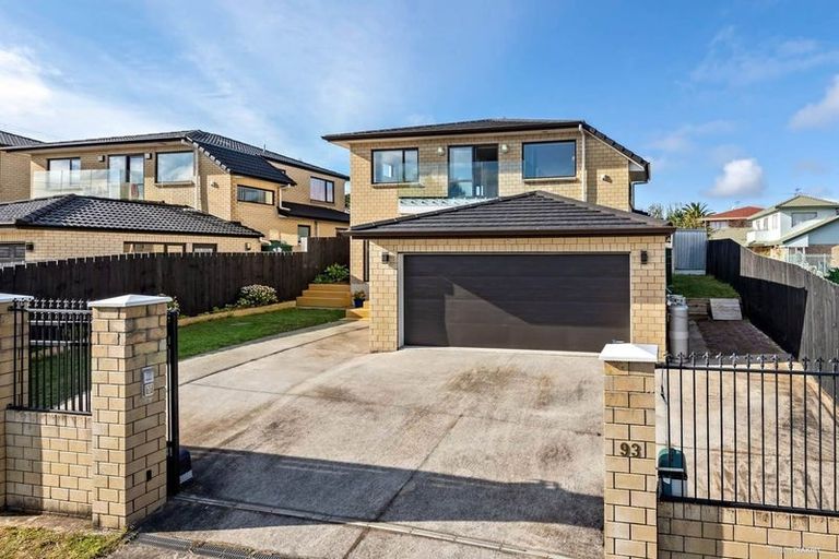Photo of property in 93 Waitaki Street, Henderson, Auckland, 0612