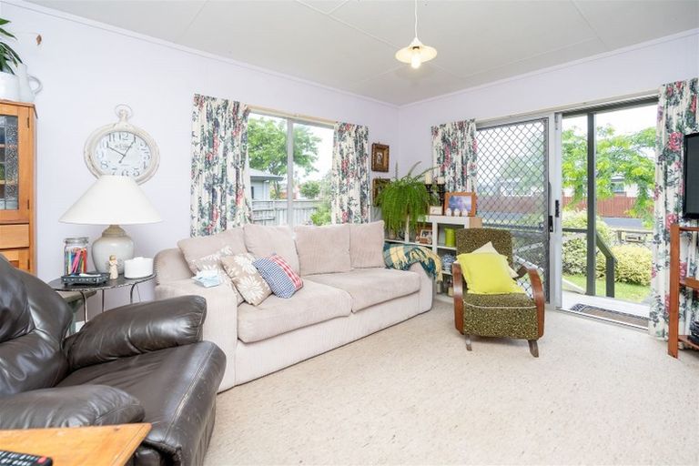 Photo of property in 114 Lewis Street, Glenview, Hamilton, 3206