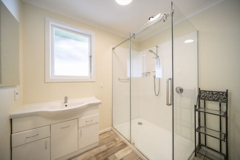 Photo of property in 6 Gunn Street, Te Anau, 9600