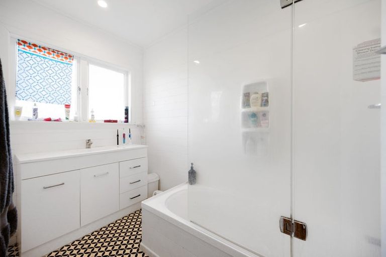 Photo of property in 25 Cotton Street, St Andrews, Hamilton, 3200