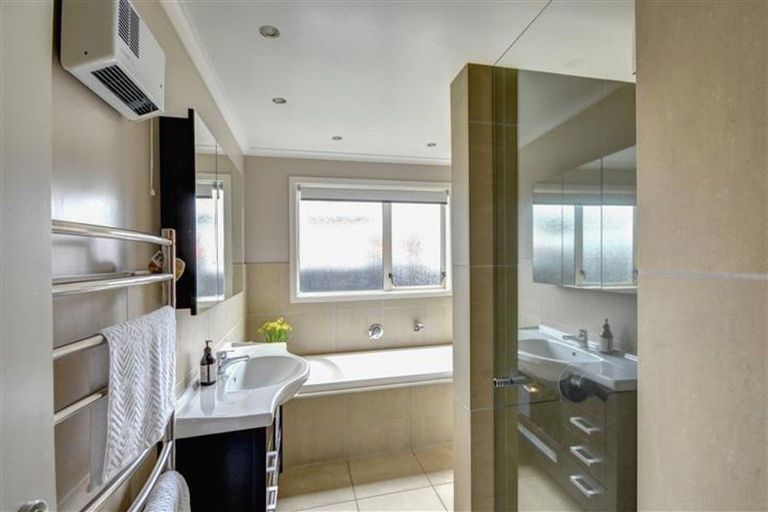 Photo of property in 48 Riccarton Road East, East Taieri, Mosgiel, 9024