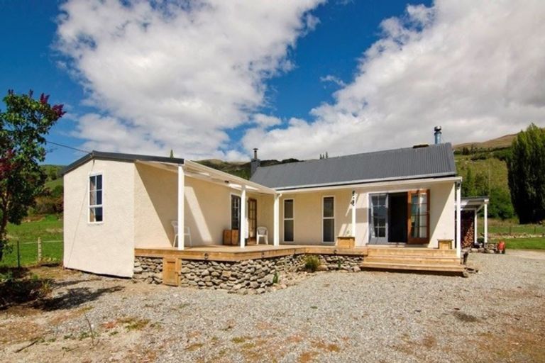 Photo of property in 3710 Fruitlands-roxburgh Road, Roxburgh, 9571