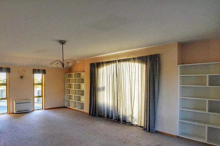 Photo of property in 9 Epsom Drive, Rangiora, 7400