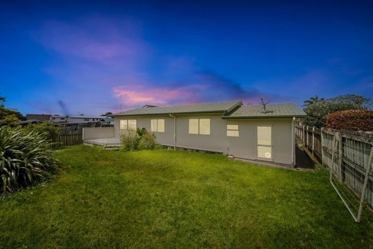 Photo of property in 41a Paterson Avenue West, Pukekohe, 2120