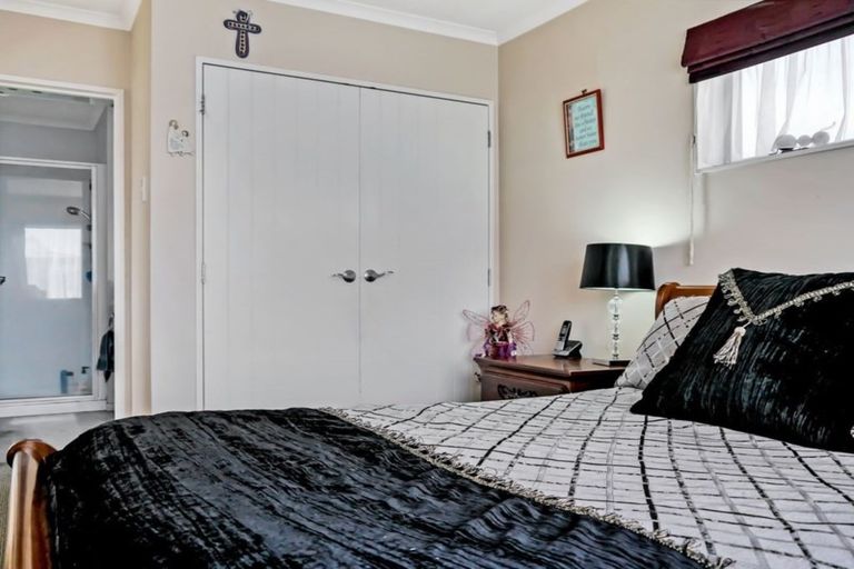 Photo of property in 2 Glencairn Road, Twizel, 7901