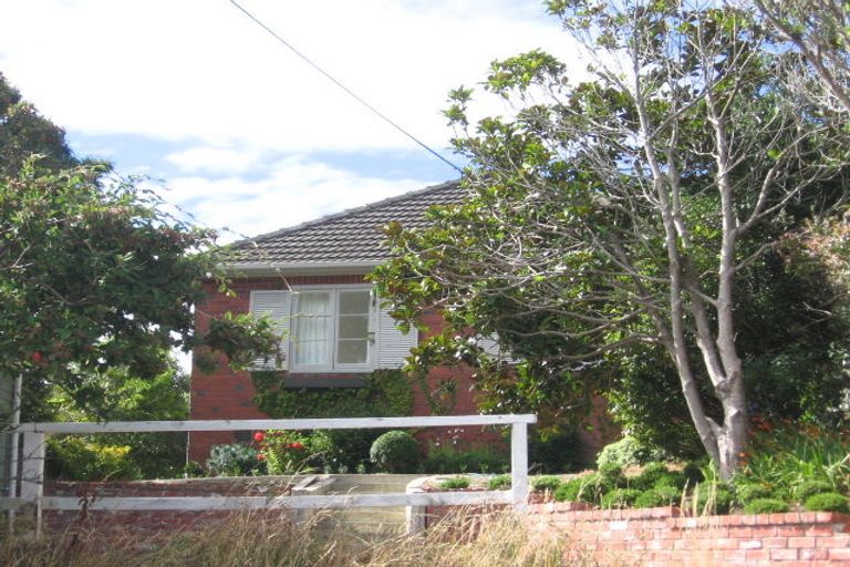 Photo of property in 22 Bankot Crescent, Ngaio, Wellington, 6035