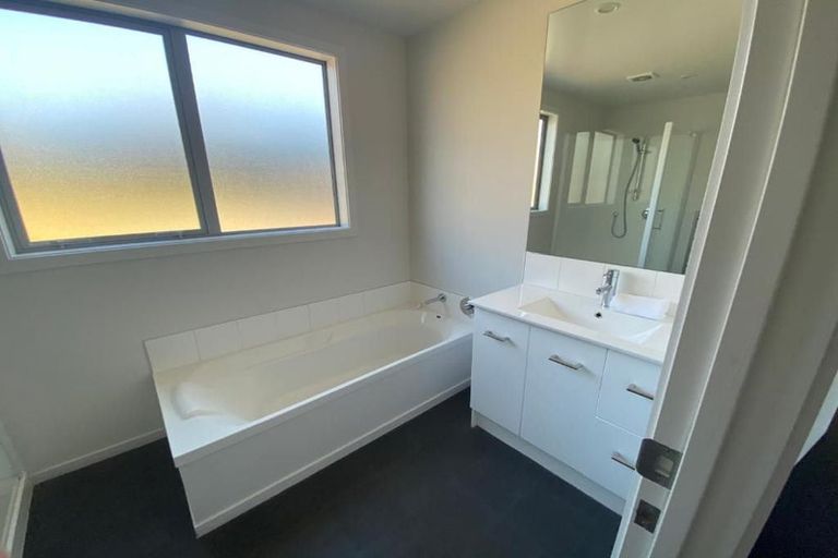 Photo of property in 4 Dwyer Place, Lake Tekapo, 7999