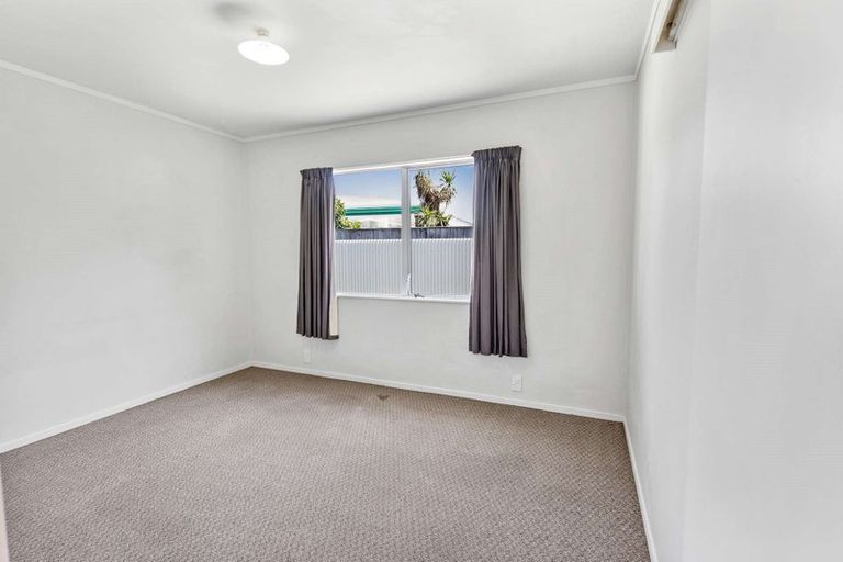 Photo of property in 8b Links Avenue, Mount Maunganui, 3116