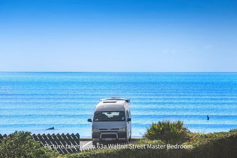 Photo of property in 63a Walton Street, Red Beach, 0932