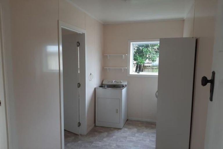 Photo of property in 97 Young Street, New Plymouth, 4310