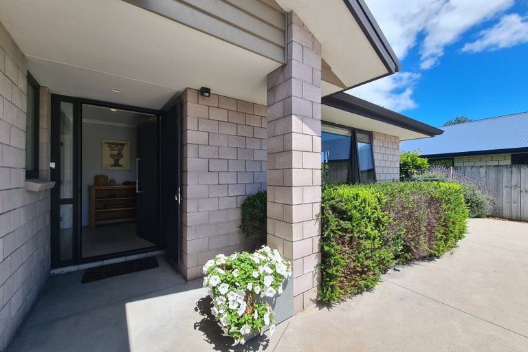 Photo of property in 3 Victoria Street, Coromandel, 3506