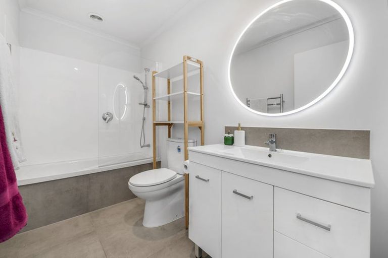 Photo of property in 127 Kuaka Drive, Takanini, 2112