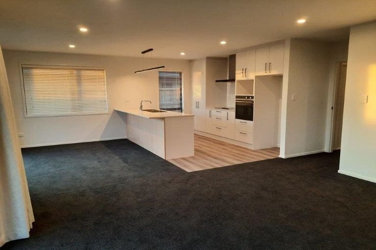 Photo of property in 32 Ellmers Street, Woodend, 7691