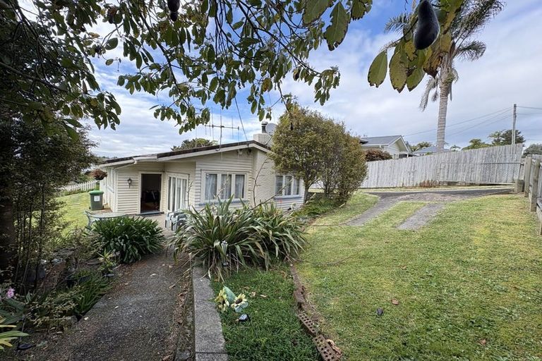 Photo of property in 73 Fourth Avenue, Woodhill, Whangarei, 0110