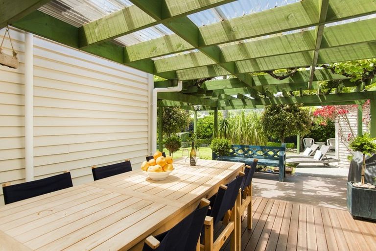 Photo of property in 27 Stout Street, Whataupoko, Gisborne, 4010