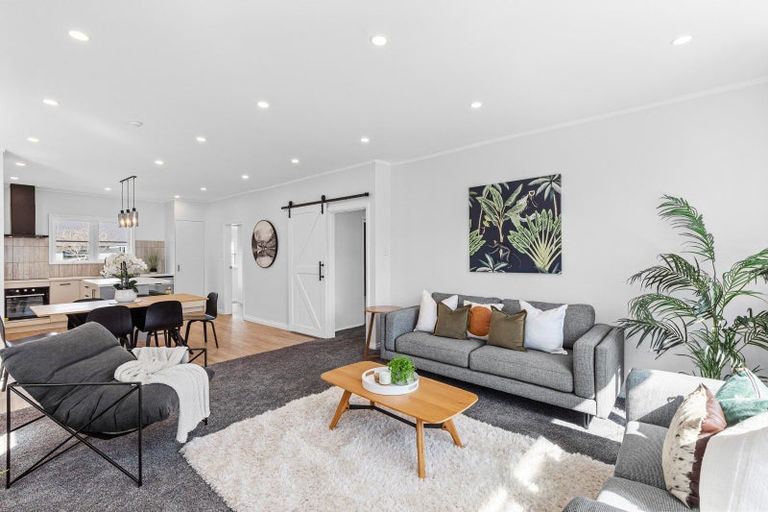 Photo of property in 44 Palmer Crescent, Silverstream, Upper Hutt, 5019