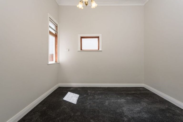 Photo of property in 26 Herald Street, Berhampore, Wellington, 6023