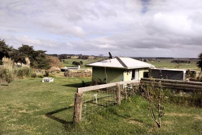 Photo of property in 295 Waihue Road, Dargaville, 0372